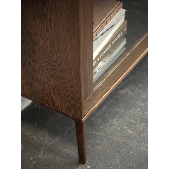 Витрина Ubarali, темно-тонированная дуба/MDF/стекло, H160x110x40см