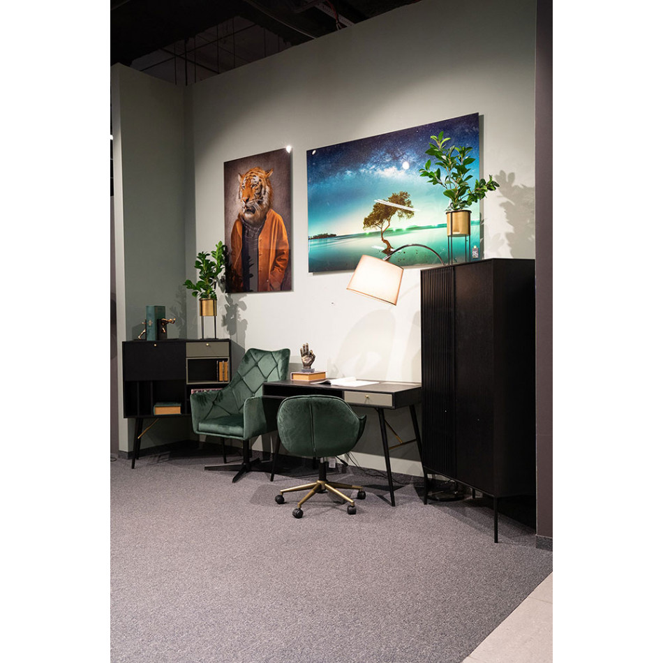 Picture Tiger with cardigan, 80x120cm