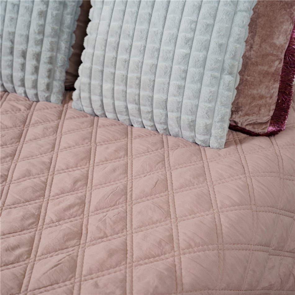 Bed cover Jurate, mauve, velvet, 220x240cm