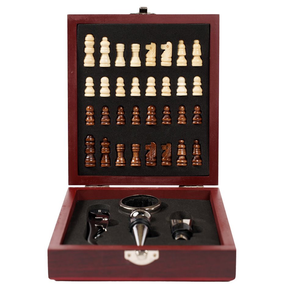 Wine set of 4, with chess board and pieces, H4.5x16.7x14.7cm
