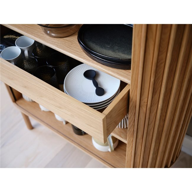 Шкаф Ukarno, натурального цвета, шпон дуба/массив дуба, H125х110х45см