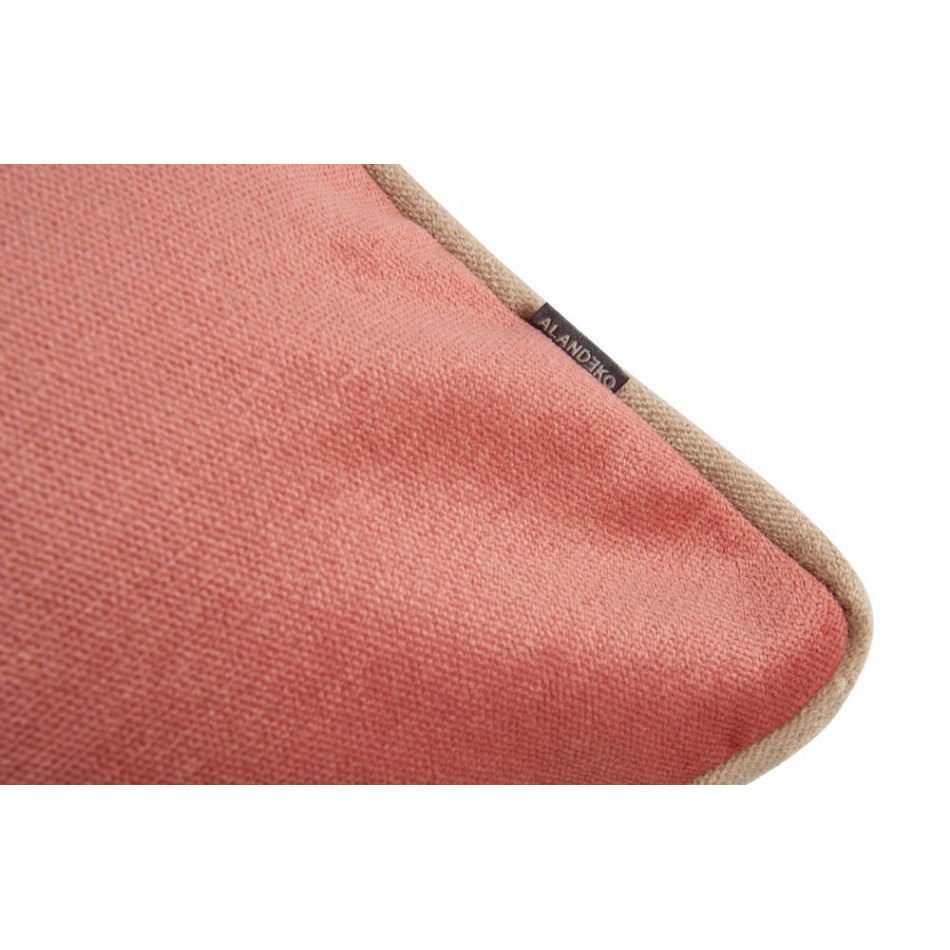 Декоративная наволочка Fuego 151 с отделкой, розовая, 45x45см