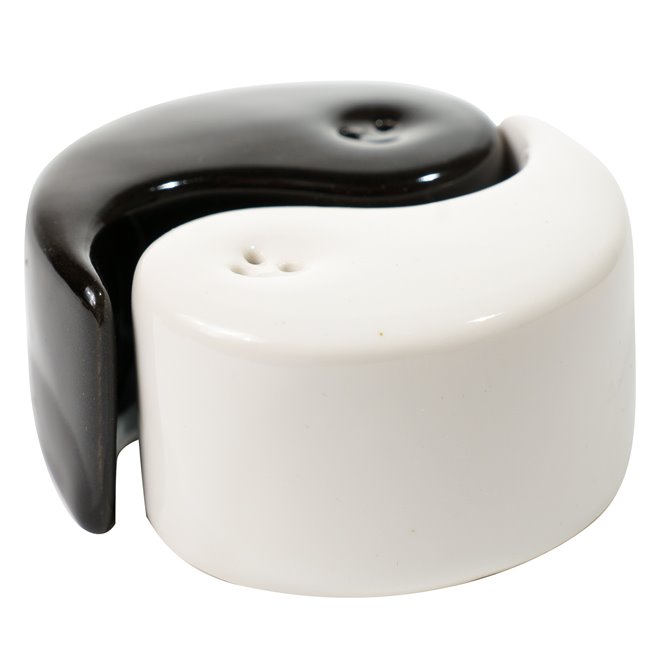 Salt and pepper shaker Ying Yang, 6x6x7cm