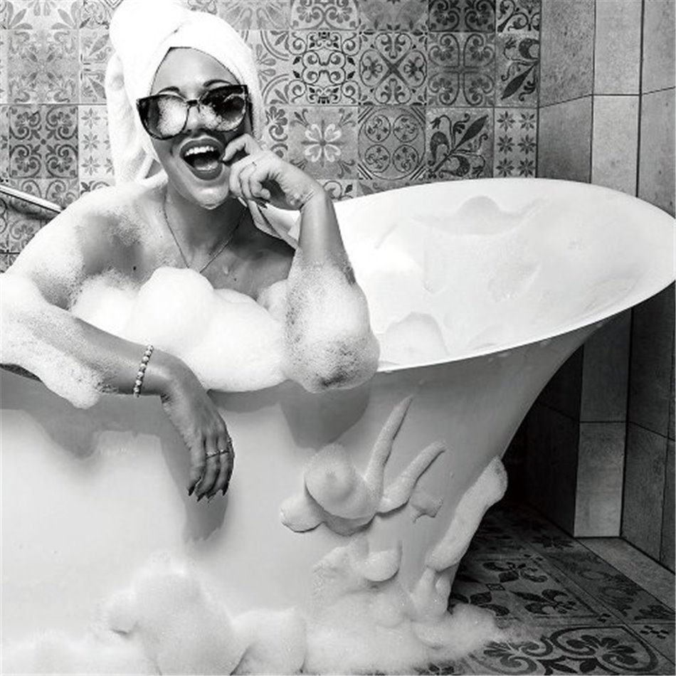 Stiklinis paveikslas Enjoy your bath, stiklas, 60x90cm