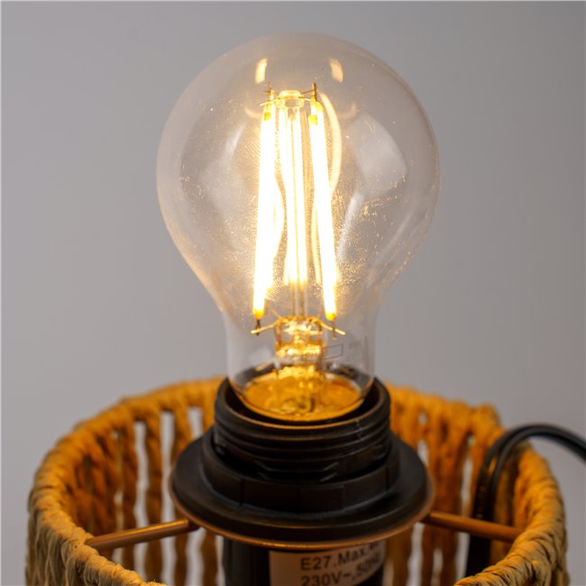 LED Bulb warm white, E27 5.9W, 806lm, 2700K, H10.8x6x6cm