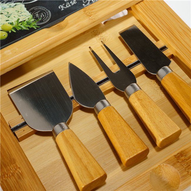 Cheese board World of cheese with 4 knives set, 26x26cm