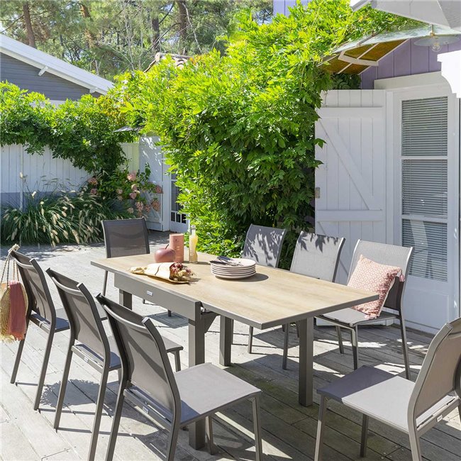 Table Lapiazza, 12-seater extendable, clay color, aluminium/plastic, H75,5x100x200-320cm