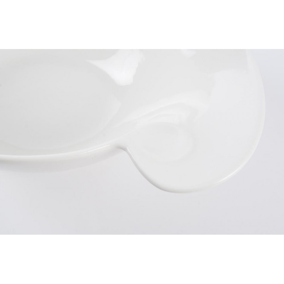 Bowl with handle, 21x16x7.7cm