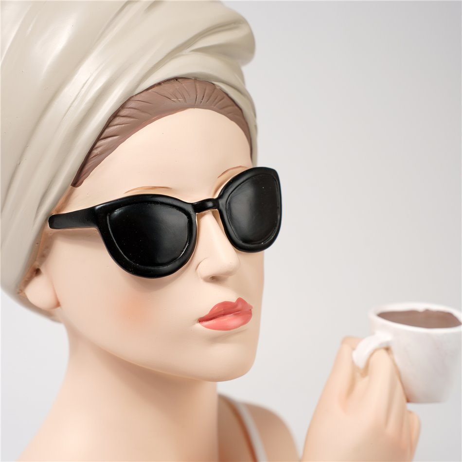 Deco figurine Mery with coffee, H29x20x18.5cm